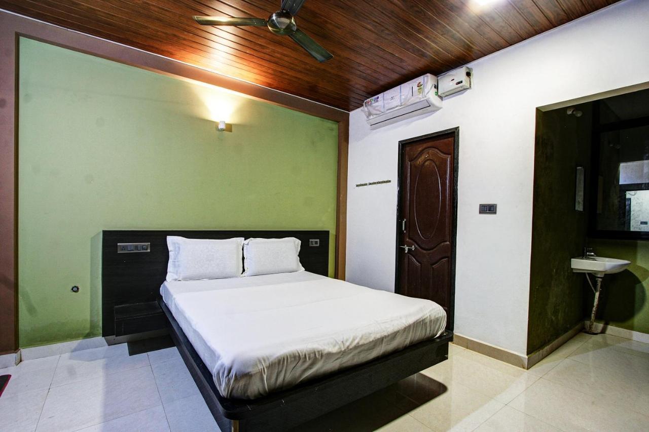 Spot On 37197 Mallya Residency Hotel Someshwar Exterior foto