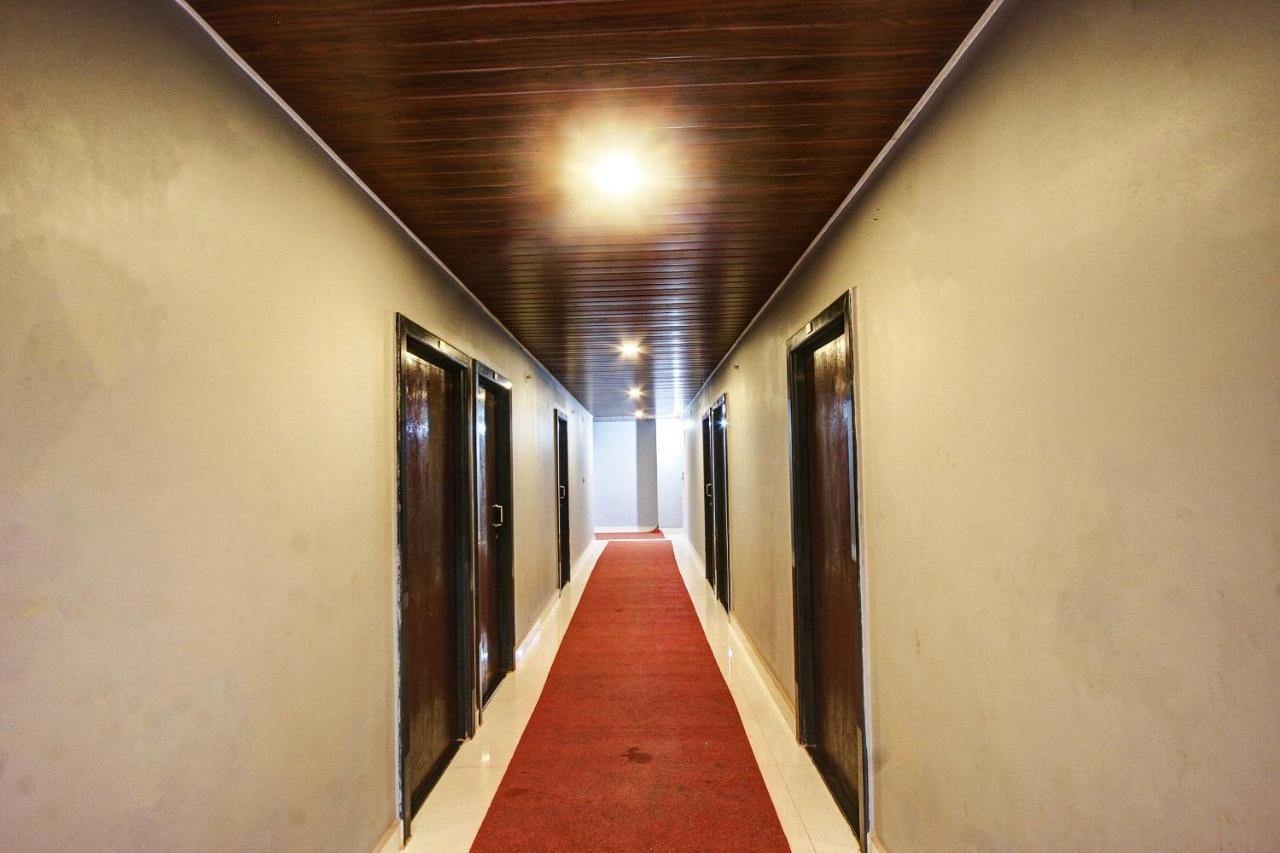 Spot On 37197 Mallya Residency Hotel Someshwar Exterior foto