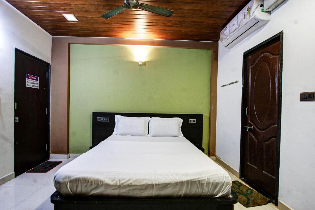 Spot On 37197 Mallya Residency Hotel Someshwar Exterior foto